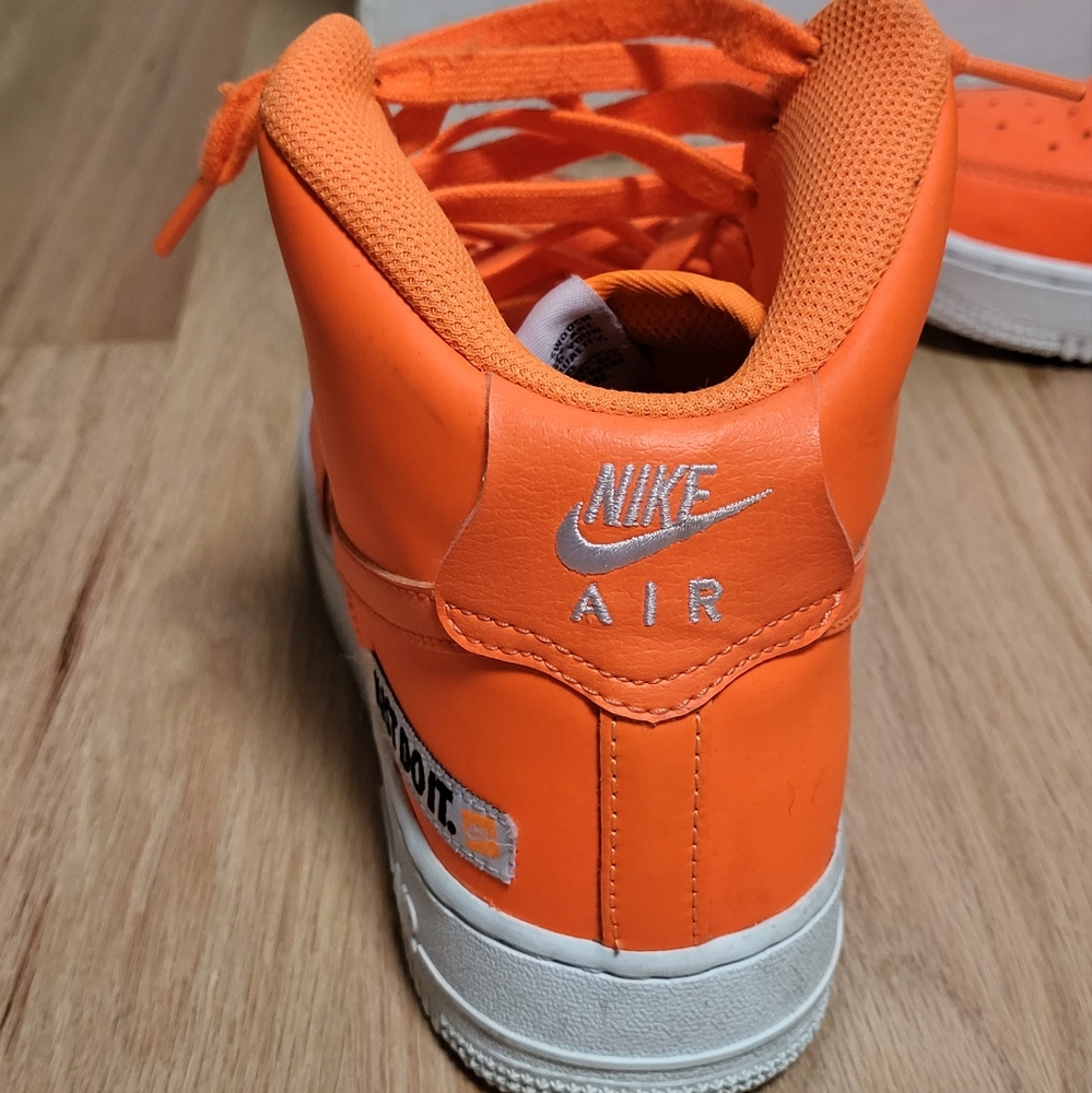 💥LIMITED EDITION💥      NIKE AIR FORCE 1 - Picture 2 of 5